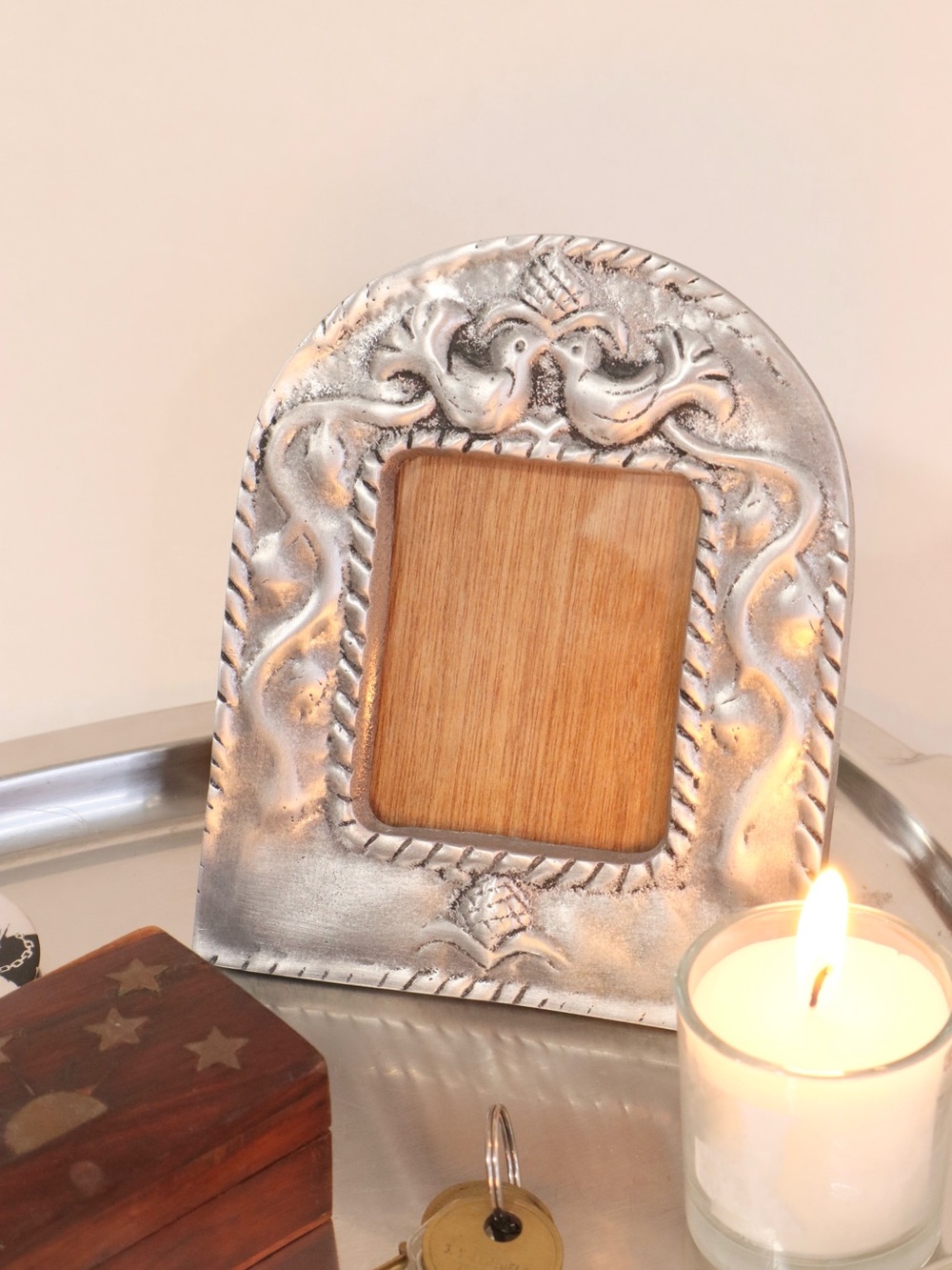 Vintage Mexican Pewter Frame Two Love Birds Handmade w Wood Easel back 5x6”
